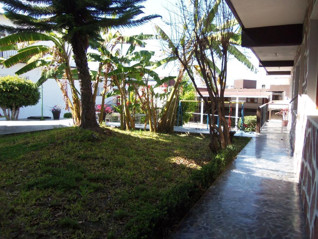 Hotel Avenida Ixmiquilpan Exterior photo